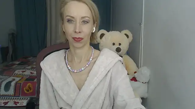 LuxuryNika online show from 01.21.25