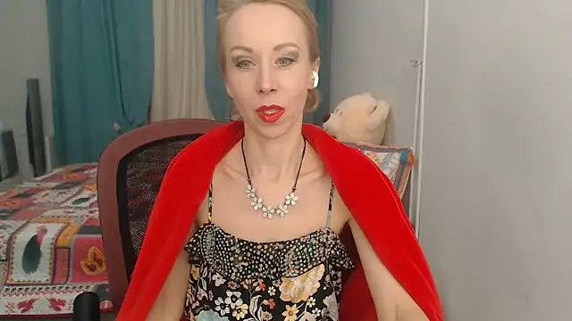 LuxuryNika online show from 02.12.25