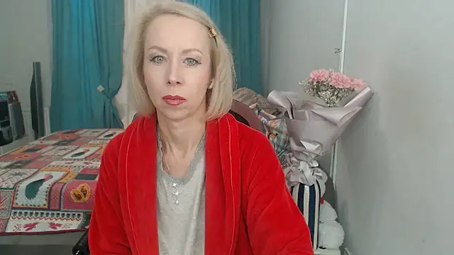 LuxuryNika online show from 10.08.25