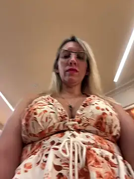 Gatitacarlita online show from 02.27.25