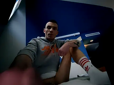 malpka25 online show from 10.03.25