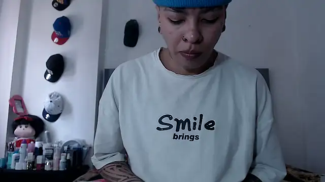 dulce maria x online show from 10.22.25