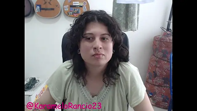 Snapshot of Smoke_trip_Alicia chatting on 02.01.25 Smoke trip Alicia online show from 02.01.25