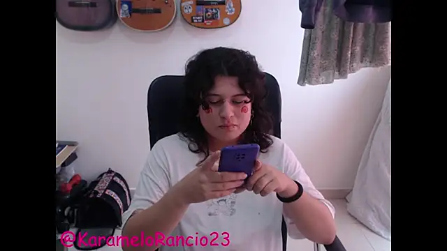Snapshot of Smoke_trip_Alicia chatting on 02.28.25 Smoke trip Alicia online show from 02.28.25