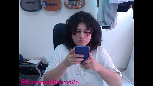 Snapshot of Smoke_trip_Alicia chatting on 03.07.25 Smoke trip Alicia online show from 03.07.25