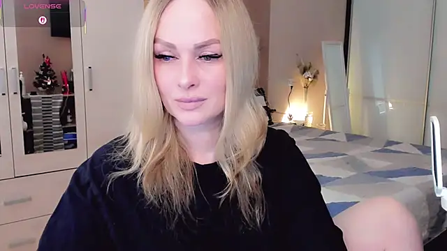 Snapshot of Libby_Nora chatting on 01.06.26 Libby Nora online show from 01.06.26