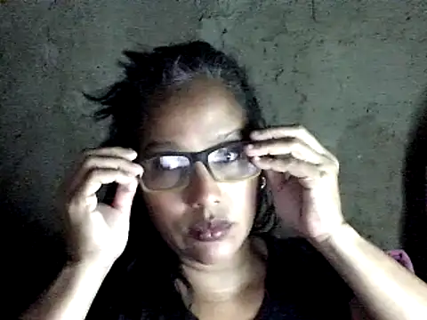 Snapshot of Damita999 chatting on 01.02.25 Damita999 online show from 01.02.25