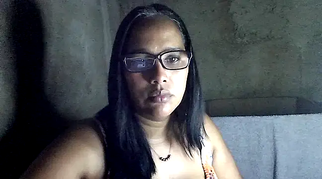 Snapshot of Damita999 chatting on 01.05.25 Damita999 online show from 01.05.25