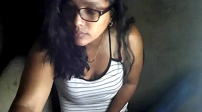Snapshot of Damita999 chatting on 01.13.25 Damita999 online show from 01.13.25