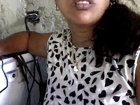 Snapshot of Damita999 chatting on 01.22.25 Damita999 online show from 01.22.25