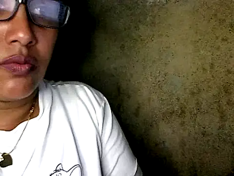 Snapshot of Damita999 chatting on 01.24.25 Damita999 online show from 01.24.25