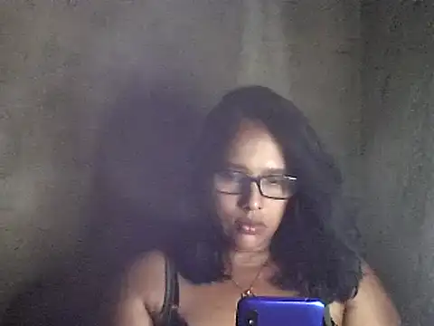 Snapshot of Damita999 chatting on 01.29.25 Damita999 online show from 01.29.25