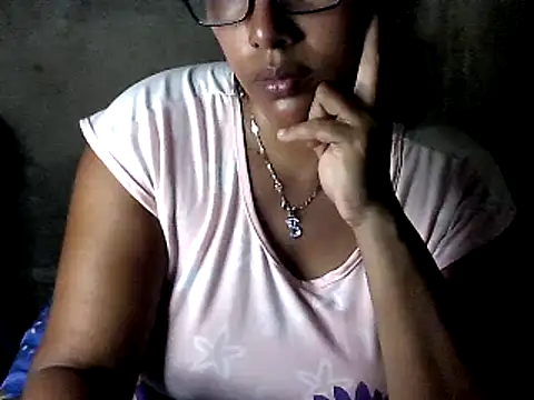 Snapshot of Damita999 chatting on 02.22.25 Damita999 online show from 02.22.25