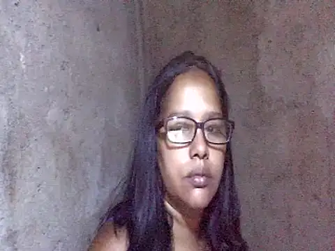 Snapshot of Damita999 chatting on 02.24.25 Damita999 online show from 02.24.25