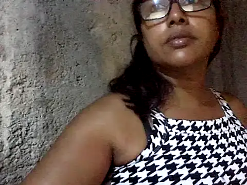 Snapshot of Damita999 chatting on 03.05.25 Damita999 online show from 03.05.25