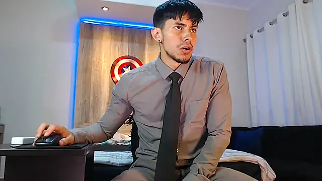 Andrew 4  online show from 02.12.25