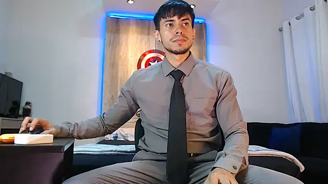 Andrew 4  online show from 02.13.25