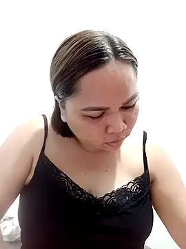 XXLorie 02 online show from 09.16.25