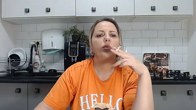 erikaerika online show from 01.14.25