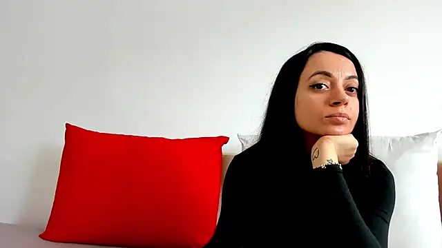 Snapshot of cute_angel95 chatting on 02.01.25 cute angel95 online show from 02.01.25