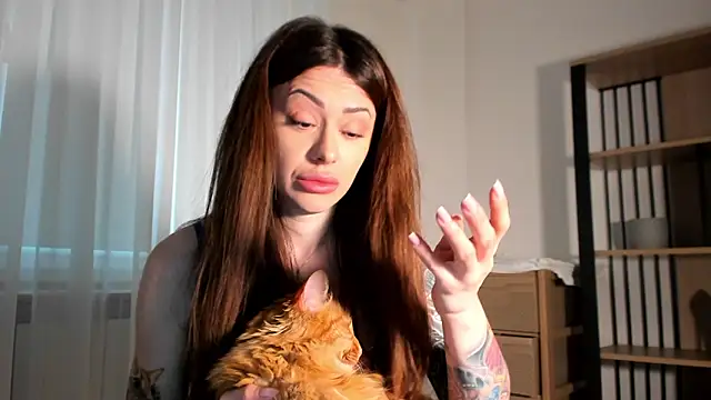 BrianaDiamondXXX online show from 02.06.25