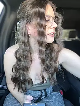 MaggyMayI online show from 01.16.26