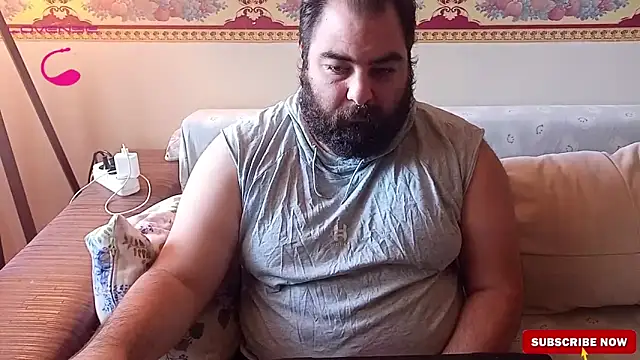 Snapshot of _Sinyor34 chatting on 10.13.25 Sinyor34 online show from 10.13.25