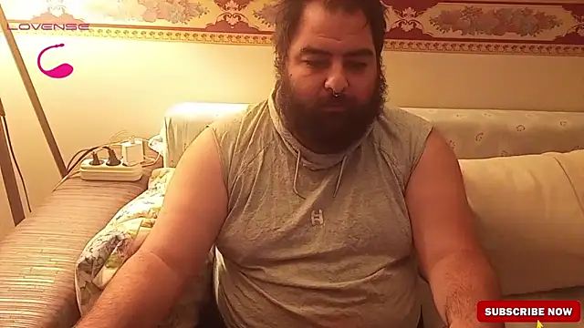 Snapshot of _Sinyor34 chatting on 10.18.25 Sinyor34 online show from 10.18.25