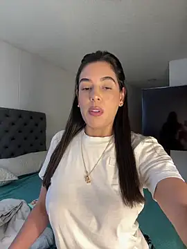 Snapshot of kamivolkano chatting on 02.26.25 kamivolkano online show from 02.26.25