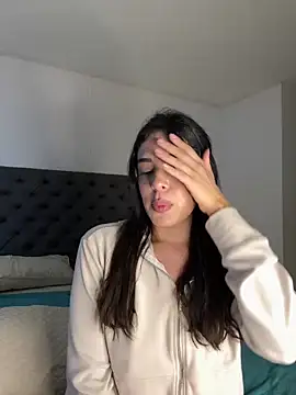 Snapshot of kamivolkano chatting on 03.05.25 kamivolkano online show from 03.05.25