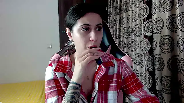 RoseDiamond06 online show from 12.13.24