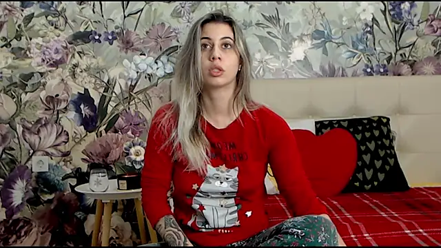 RoseDiamond06 online show from 12.25.24