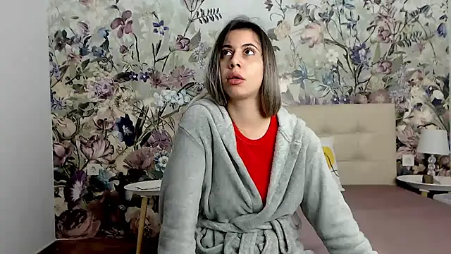 Snapshot of RoseDiamond06 chatting on 11.03.25 RoseDiamond06 online show from 11.03.25