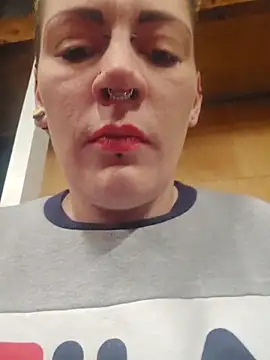 Snapshot of PinkTheHawk chatting on 10.12.25 PinkTheHawk online show from 10.12.25