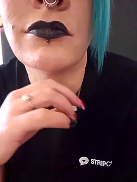 PinkTheHawk online show from 04.09.26