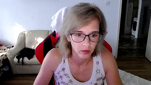 SexxyLety online show from 09.10.25