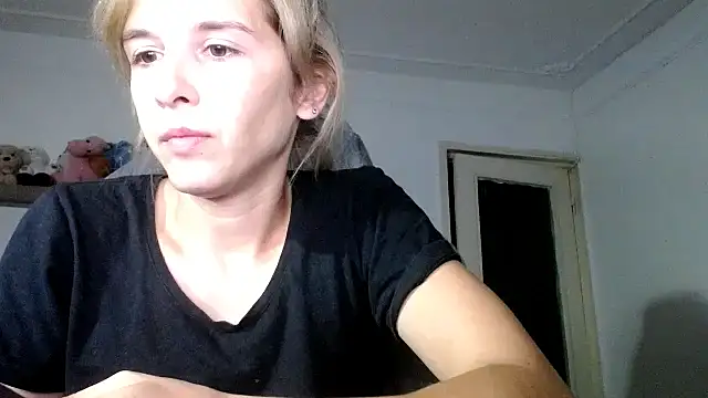 SexxyLety online show from 09.20.25