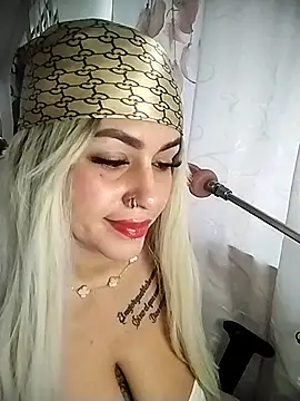 chelaqueen  online show from 02.27.26