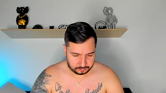 camilo restrepo21 online show from 12.20.24