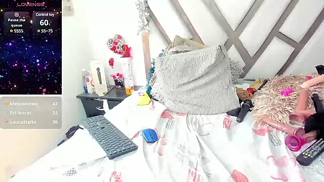 matureluna online show from 01.30.25