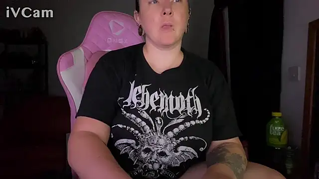 kisicaxx online show from 09.27.25