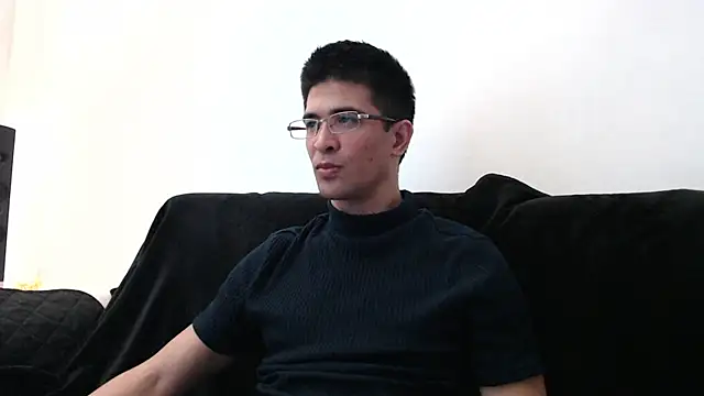 Snapshot of SebastianReiss chatting on 02.28.25 SebastianReiss online show from 02.28.25