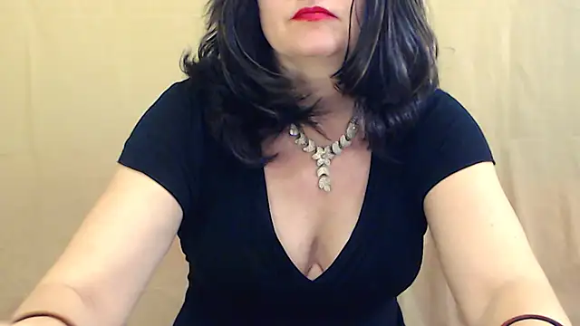 Snapshot of Fun4tipz chatting on 02.26.25 Fun4tipz online show from 02.26.25