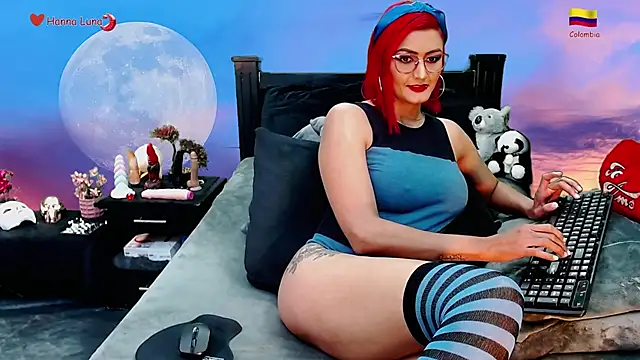 Hanna Luna online show from 12.20.25