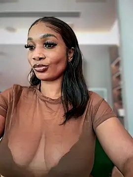 Snapshot of __Nessa__ chatting on 10.25.25   Nessa   online show from 10.25.25