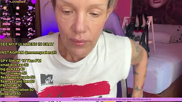 mommyselenafit  online show from 12.01.25