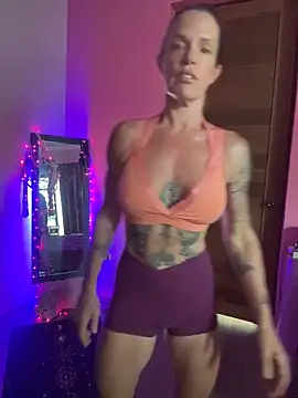 mommyselenafit  online show from 06.01.26