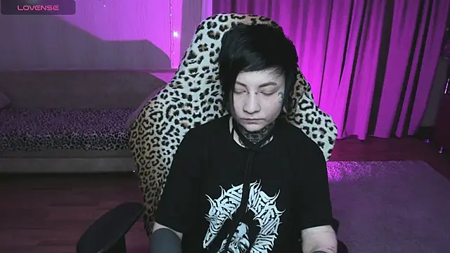 acid trip1l online show from 02.11.25