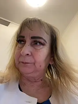 Irina2909xh online show from 02.18.25