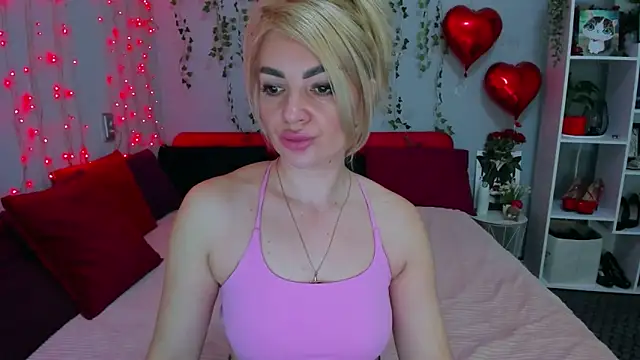 LunaBellucci online show from 03.27.26